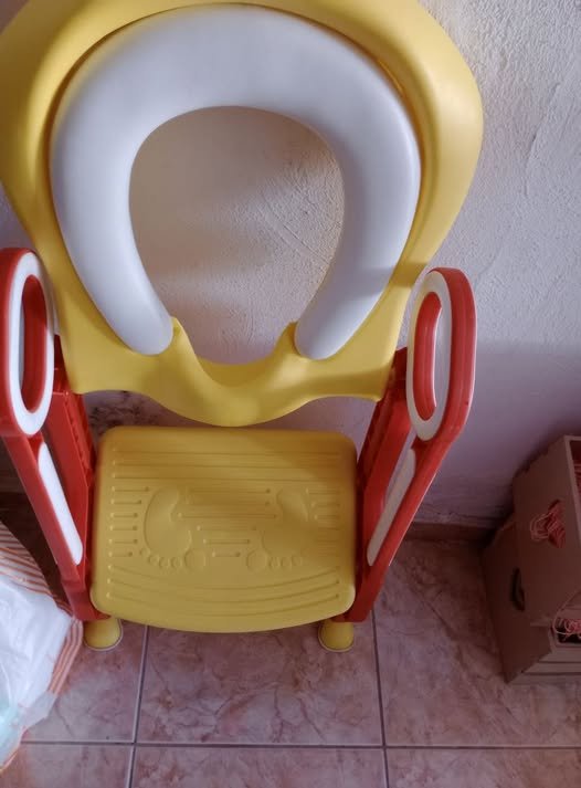 Χαρίστηκαν από την Κουζίνα Αλληλεγγύης Βόλου 
