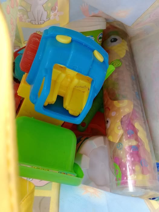 Χαρίστηκαν από την Κουζίνα Αλληλεγγύης Βόλου 