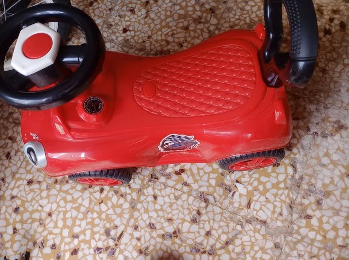 Χαρίστηκαν από την Κουζίνα Αλληλεγγύης Βόλου 