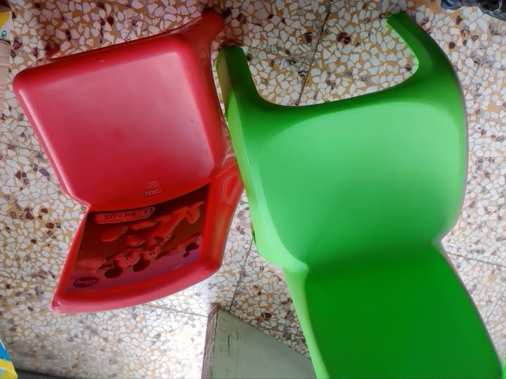 Χαρίστηκαν από την Κουζίνα Αλληλεγγύης Βόλου 