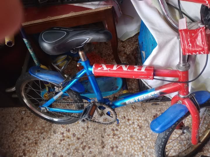 Χαρίστηκαν από την Κουζίνα Αλληλεγγύης Βόλου 