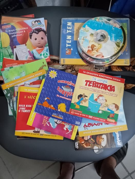 Χαρίστηκαν από την Κουζίνα Αλληλεγγύης Βόλου 