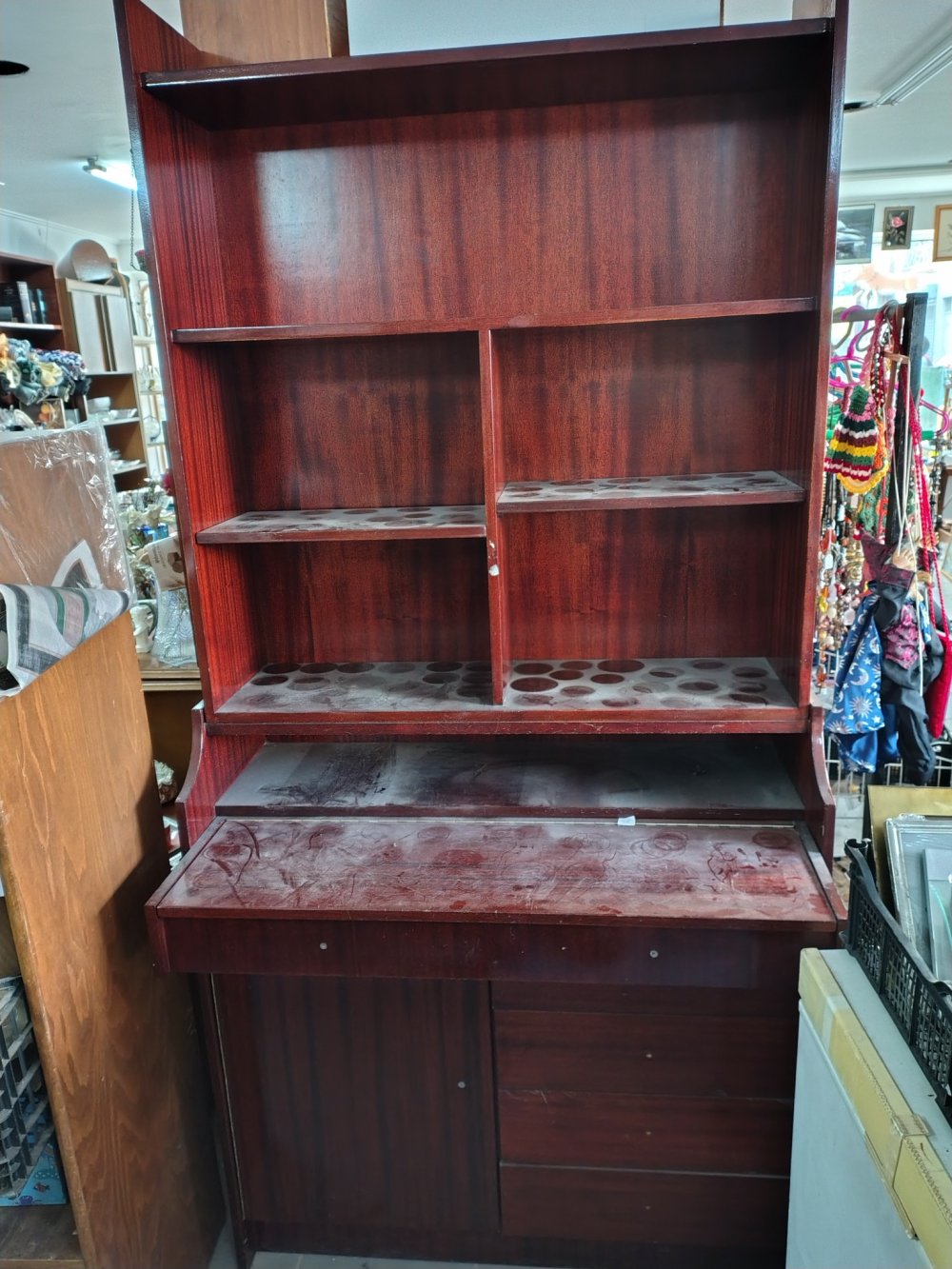 Χαρίστηκαν από την Κουζίνα Αλληλεγγύης Βόλου 